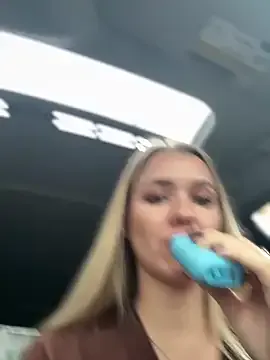 Offline Devill_Angel_ on StripChat