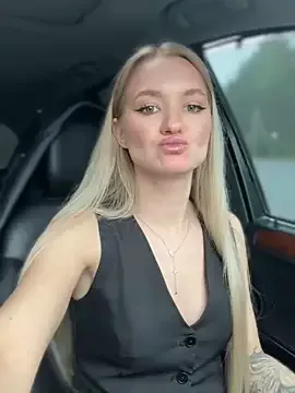 Offline Devill_Angel_ on StripChat