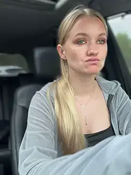 Offline Devill_Angel_ on StripChat