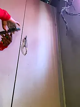 Offline DiamondGoddes on StripChat