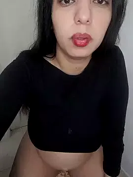 Offline DianiQueenn on StripChat