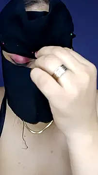 Offline Dolly150 on StripChat