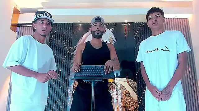 Offline Dominic_Max_ on StripChat