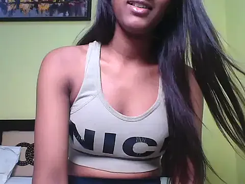 Offline Dora_7827 on StripChat