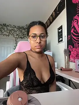 DreaLaLuna on StripChat