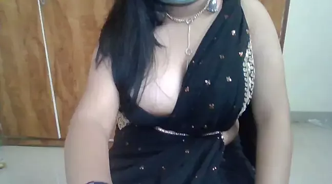 Offline DrippinDiva on StripChat