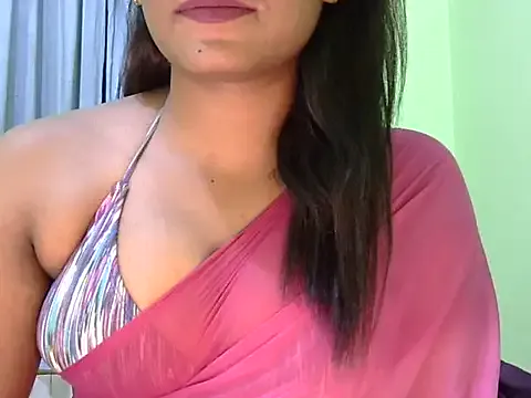 Dristy_Pari on StripChat