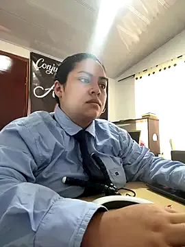 Offline DULCE__26 on StripChat