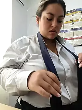 Offline DULCE__26 on StripChat