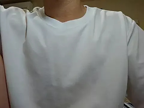 Offline Earth_001 on StripChat