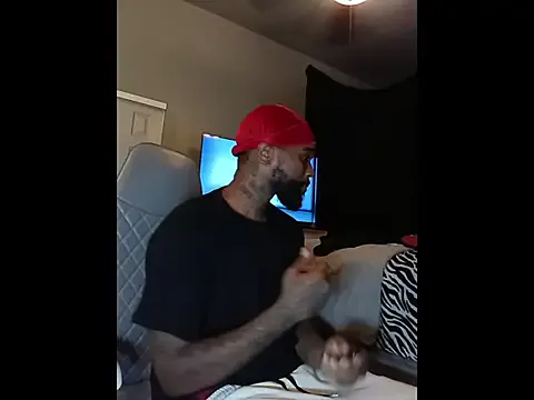 Offline EbonyKing69 on StripChat