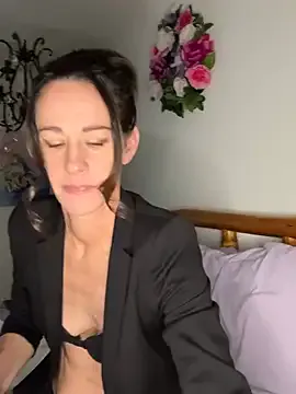 Edens_Promise on StripChat