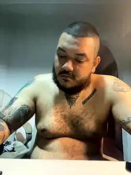 Offline El_Titan1998 on StripChat