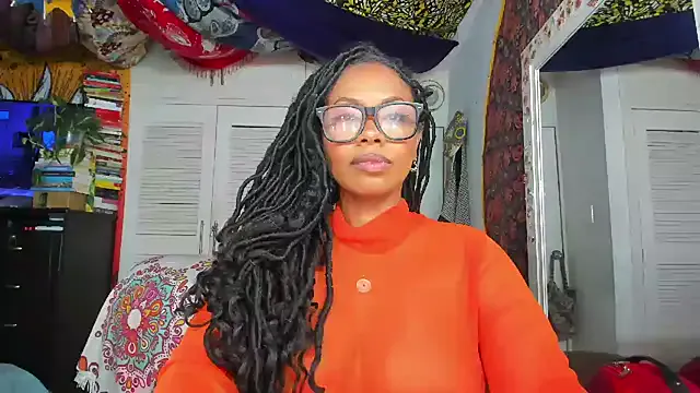 Offline ElizaGrey_ on StripChat