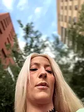 Ella_Charm from StripChat