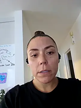 Offline Ellie-L-Elizabeth on StripChat