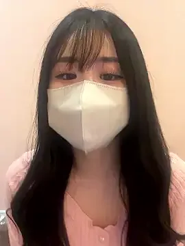 Offline Ema-- on StripChat