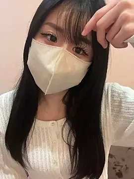 Offline Ema-- on StripChat