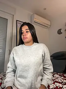 Offline EmelyRogers on StripChat