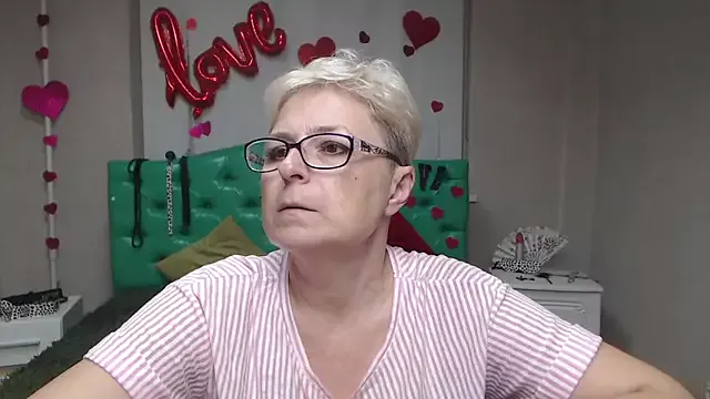 Offline EmiliaGree on StripChat