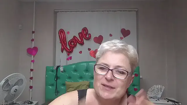 Offline EmiliaGree on StripChat