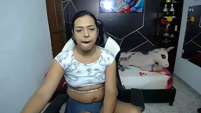 Offline EmilyTsSweet on StripChat