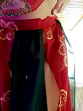 emma-green0 on StripChat 