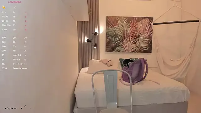 Offline emma_alice_ on StripChat