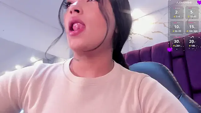 Freechat emma_carterr1 on StripChat