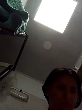 Offline Emma_Payton on StripChat