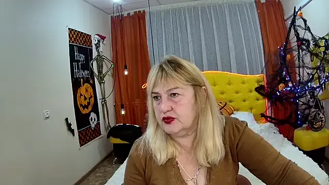 Freechat EmmaEllison on StripChat