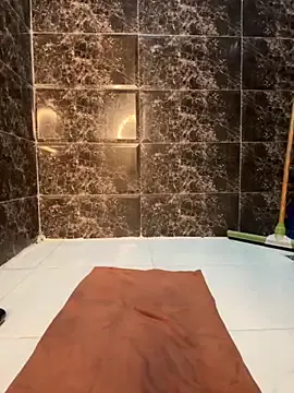 Offline Emy-sexyy on StripChat