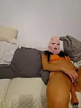 enolaxxx from StripChat is Freechat