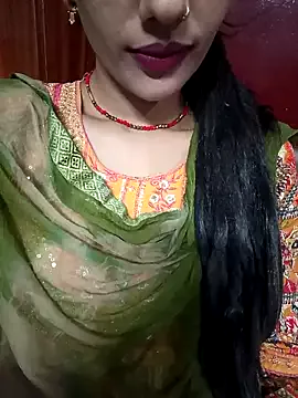 Offline Eshwari_Chopra on StripChat
