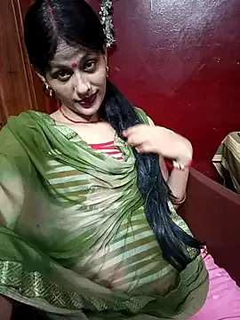 Offline Eshwari_Chopra on StripChat