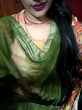 Offline Eshwari_Chopra on StripChat