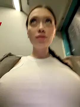 EstaVista from StripChat is Freechat