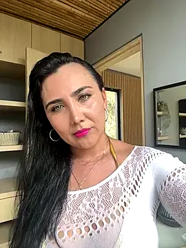 Freechat Evangeline_Taylorr on StripChat