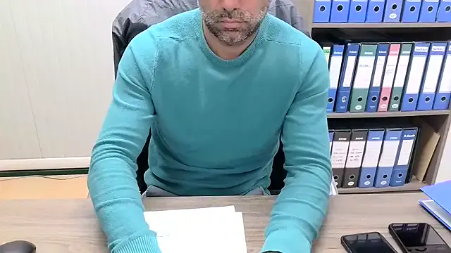 Offline Evasionee on StripChat