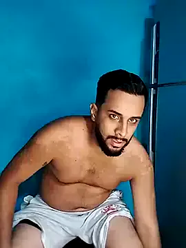 Offline fabulousgirl on StripChat