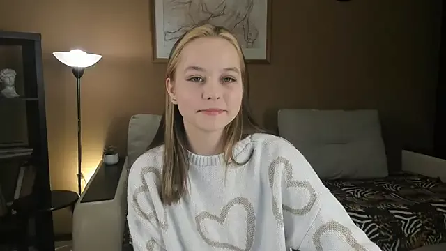 Offline FalineDowlen on StripChat