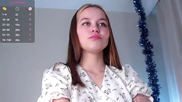 Offline FalineDowlen on StripChat