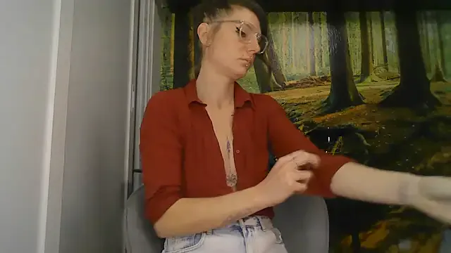 Feli_blue — CAVALCATA SU DILDONE CON SQUIRT