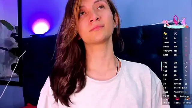 Offline Feniix__ on StripChat