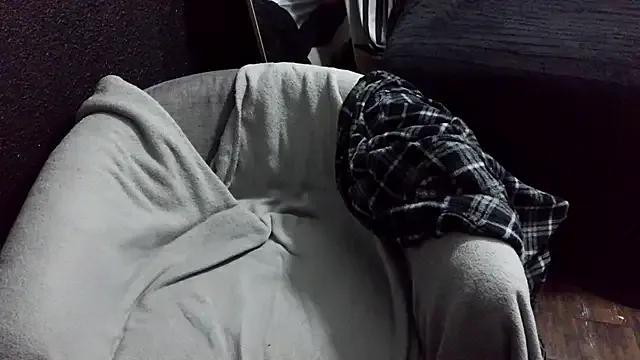 Offline fetishslut4u on StripChat