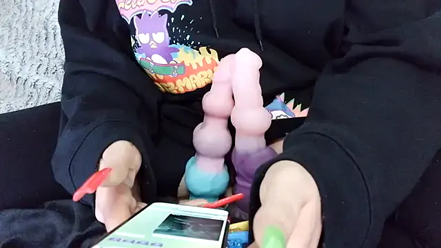 Offline fetishslut4u on StripChat