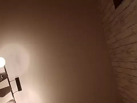 Offline Feuchtekitty92@xh on StripChat