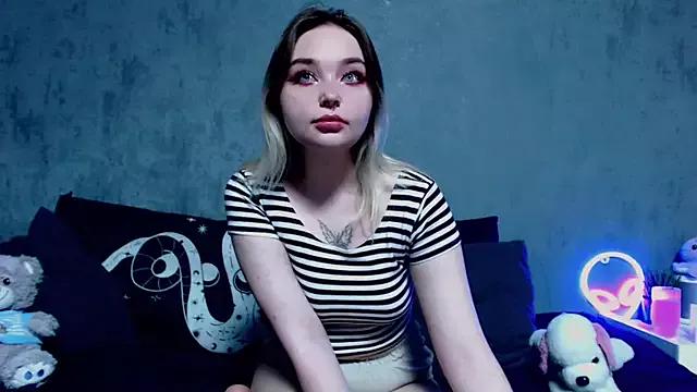 Flirty_Janes from StripChat is Freechat