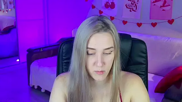 Offline Free_Harmony on StripChat