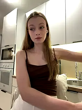 Freechat FriendlyFire_18 on StripChat